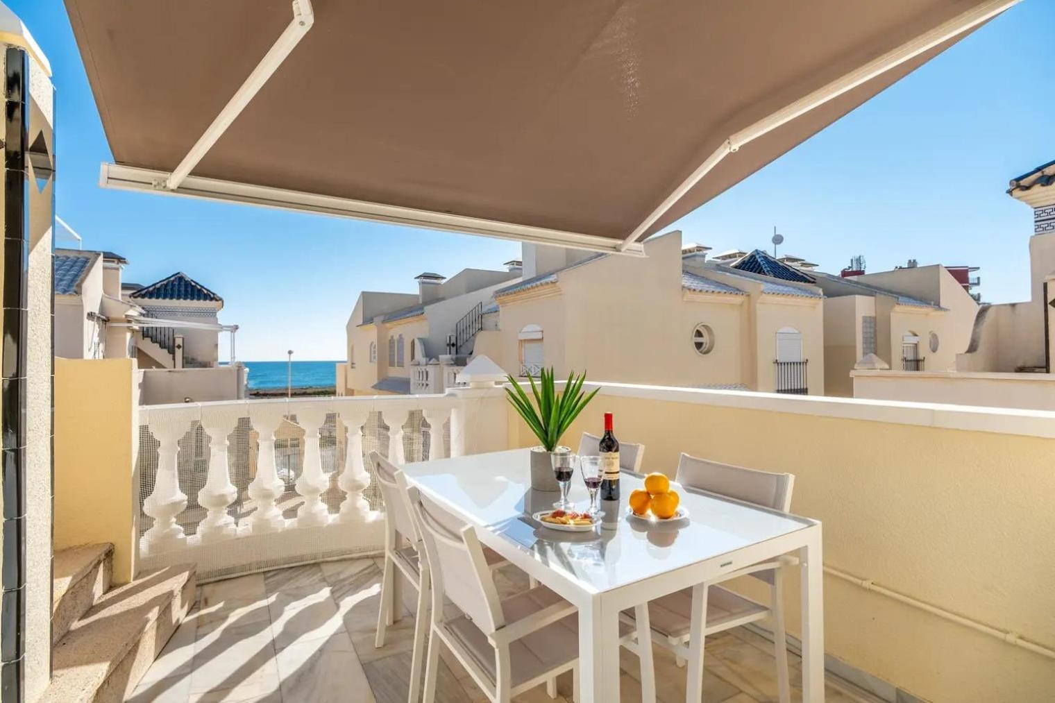 Amazing Penthouse On The Beach, Sea Views, Wifi, Airconditioning And Parking Torrevieja Eksteriør billede