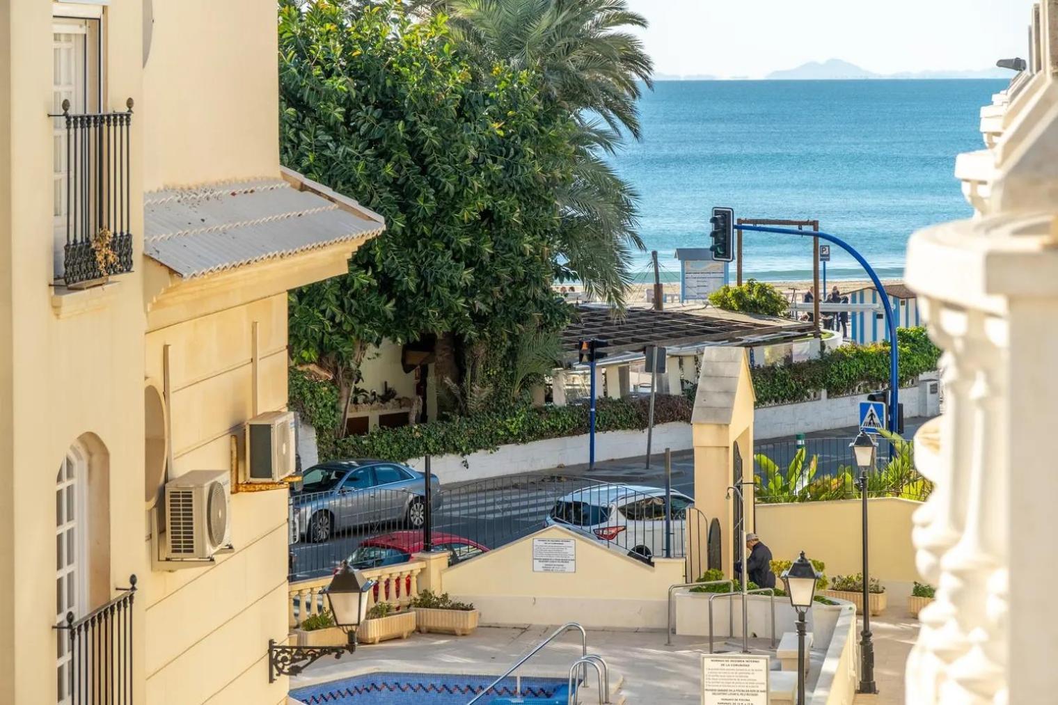 Amazing Penthouse On The Beach, Sea Views, Wifi, Airconditioning And Parking Torrevieja Eksteriør billede