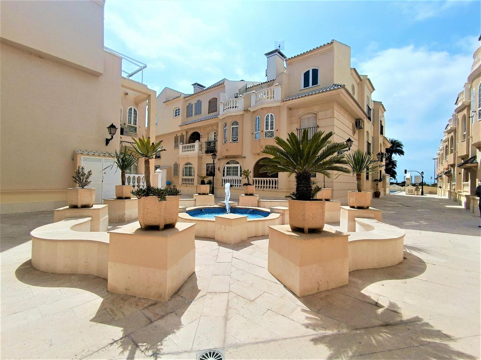 Amazing Penthouse On The Beach, Sea Views, Wifi, Airconditioning And Parking Torrevieja Eksteriør billede