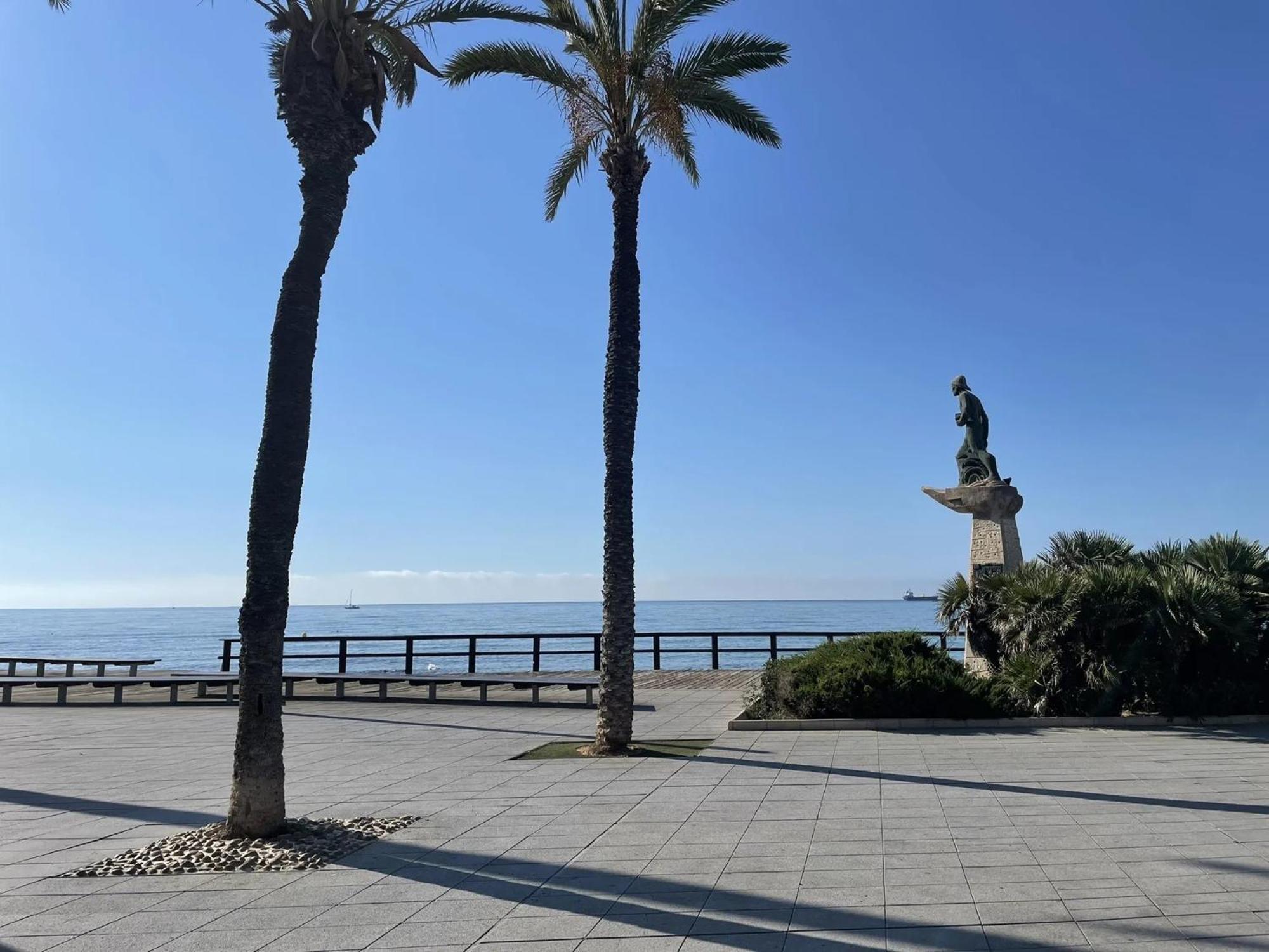 Amazing Penthouse On The Beach, Sea Views, Wifi, Airconditioning And Parking Torrevieja Eksteriør billede